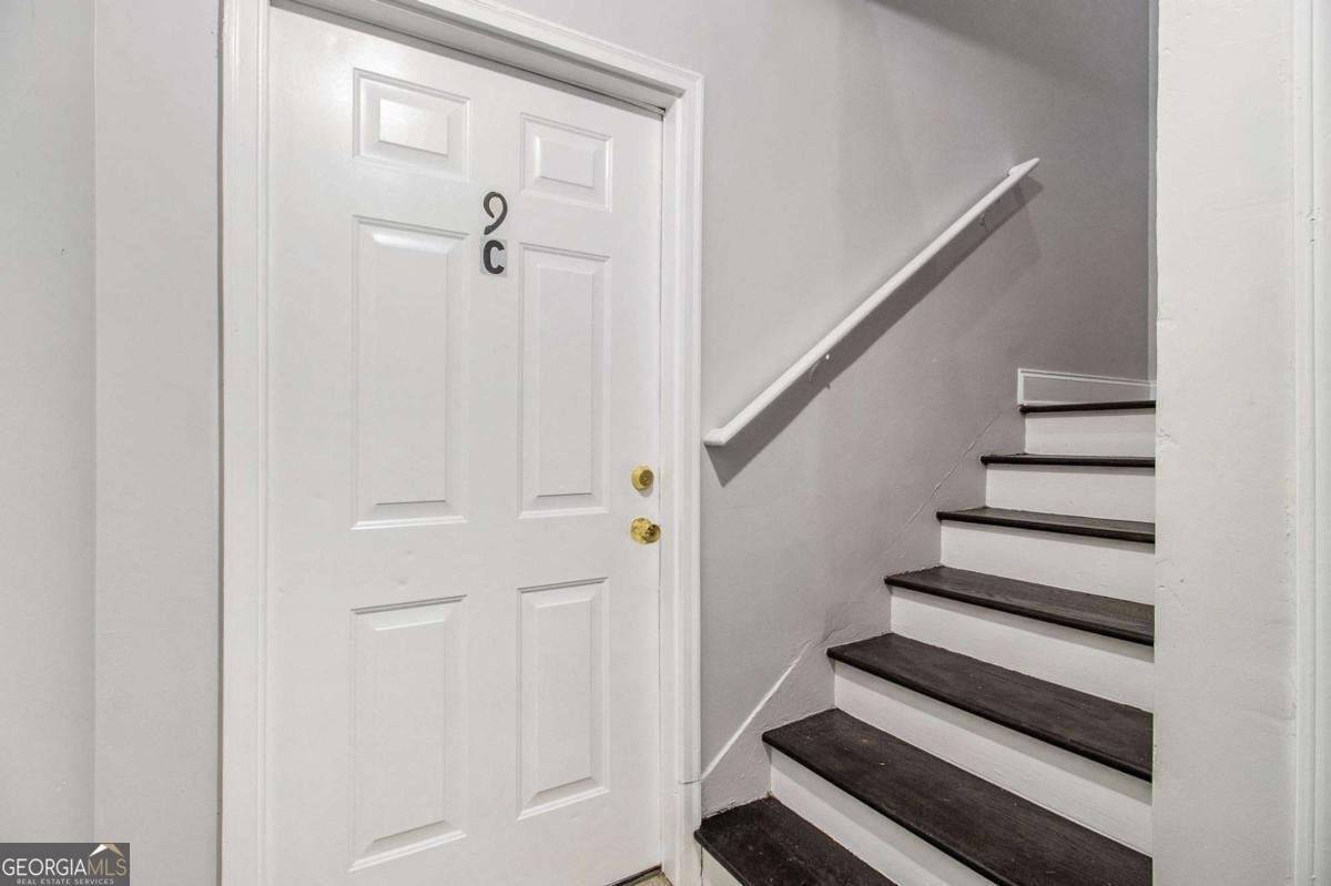 2367 Cascade Road Atlanta - 8
