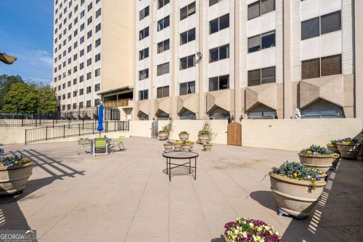 2479 PEACHTREE Road Atlanta - 35
