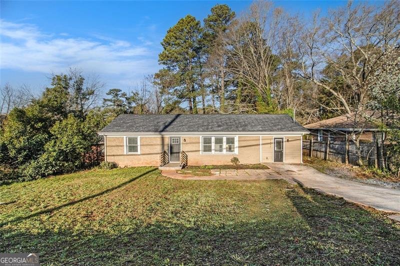 1997 COLUMBIA Drive Decatur - 1