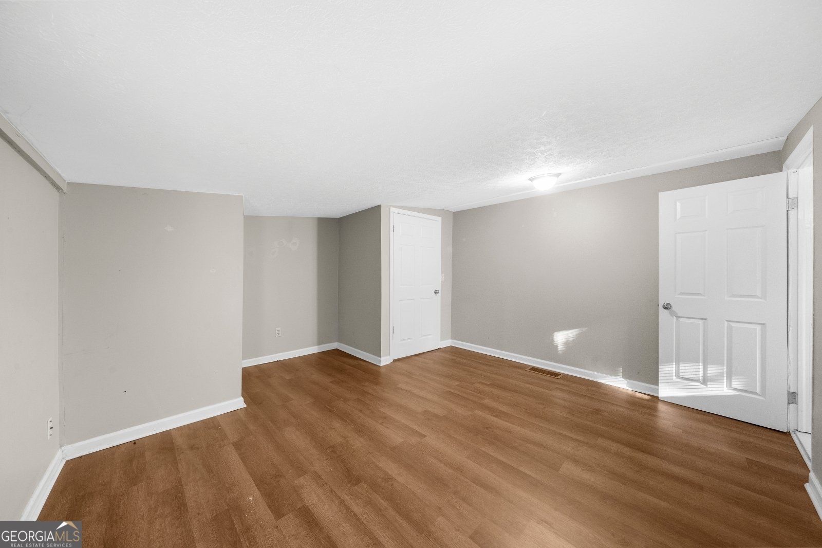 6965 Crystal Cove Trail Gainesville - 19