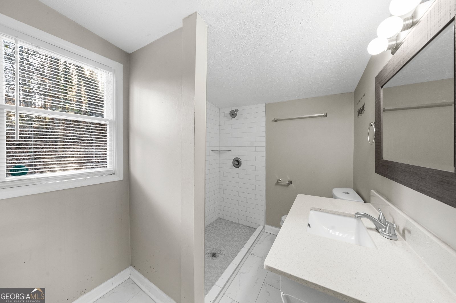 6965 Crystal Cove Trail Gainesville - 22