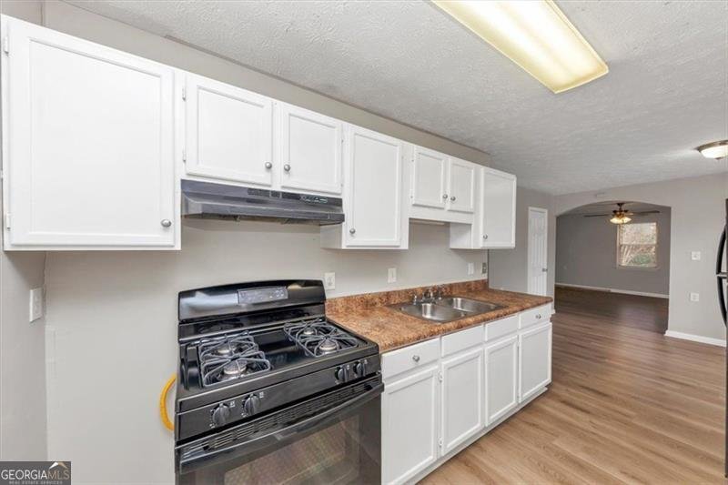 346 HENRY AARON Avenue Atlanta - 12