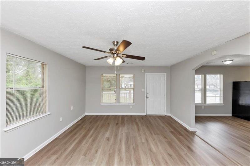 346 HENRY AARON Avenue Atlanta - 4