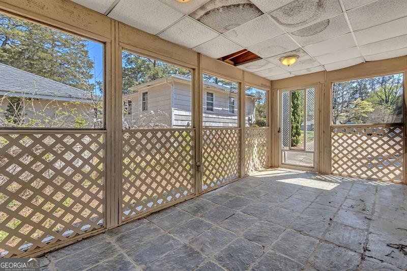 1761 Venetian Drive Atlanta - 28
