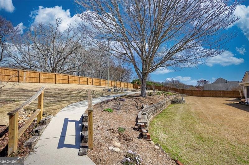 915 Cruce Lake Drive Hoschton - 28