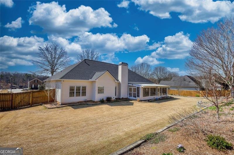 915 Cruce Lake Drive Hoschton - 30