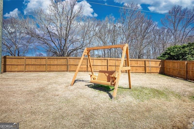 915 Cruce Lake Drive Hoschton - 34