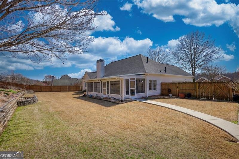 915 Cruce Lake Drive Hoschton - 36