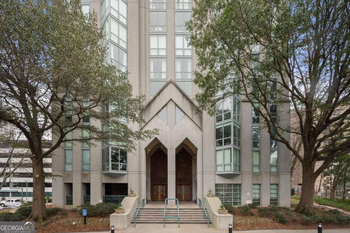 2870 PHARR COURT SOUTH Atlanta - 29