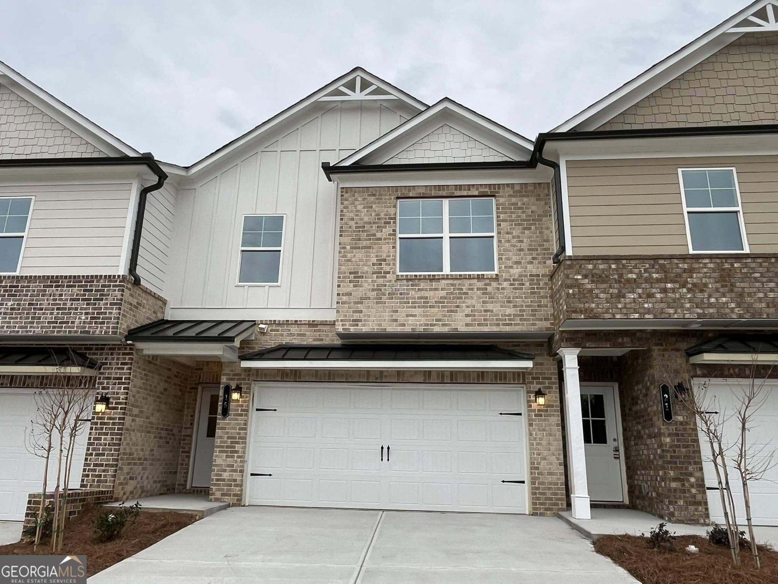 15 Creekside Commons Drive Hoschton - 1