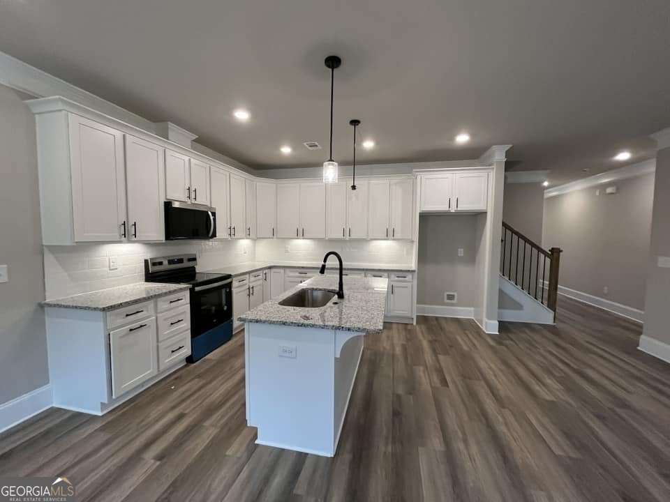 15 Creekside Commons Drive Hoschton - 8