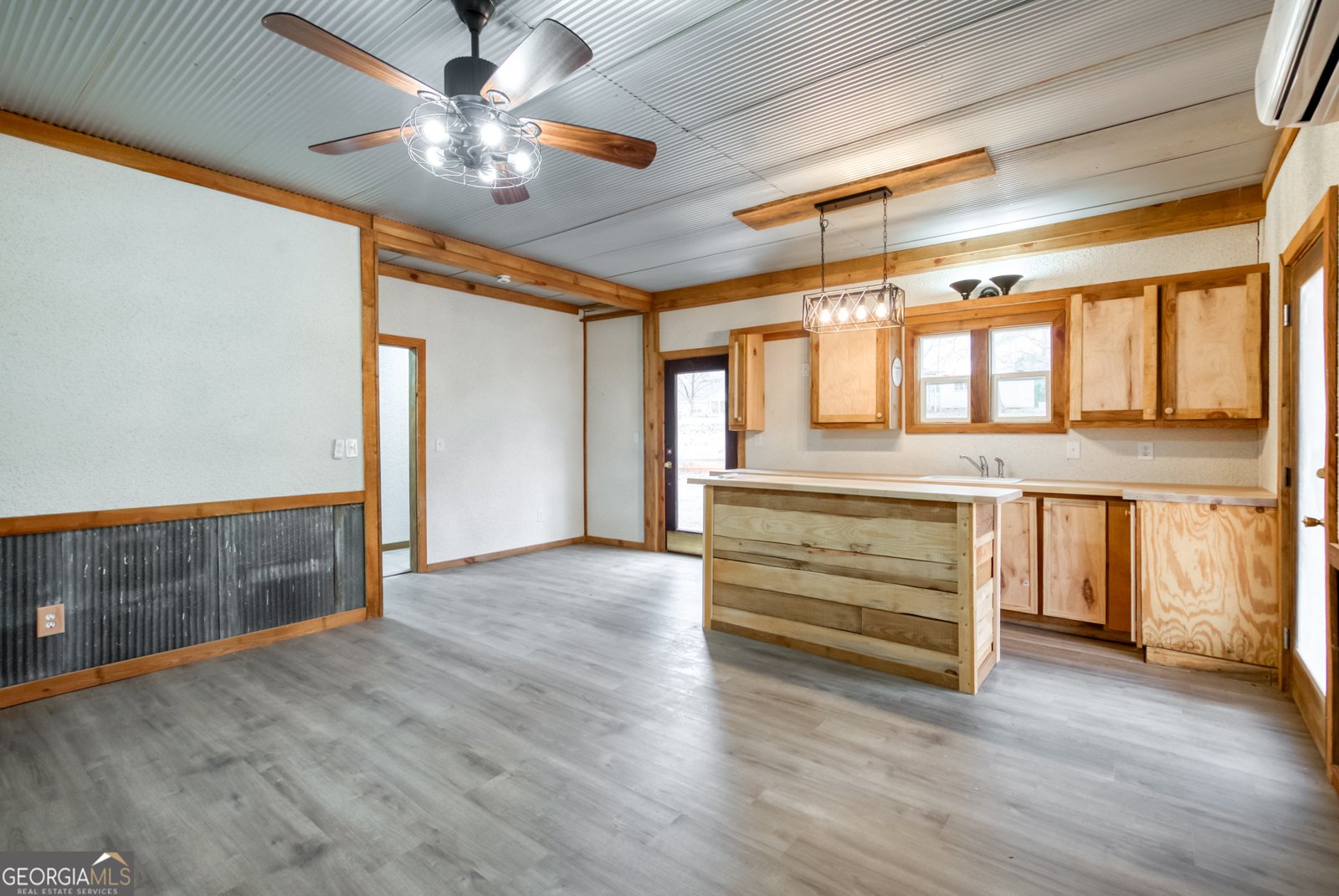 1650 Pierce Dairy Road Madison - 63