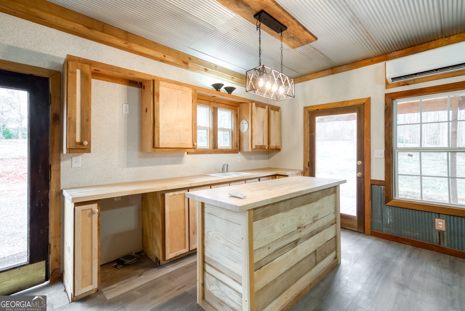 1650 Pierce Dairy Road Madison - 65