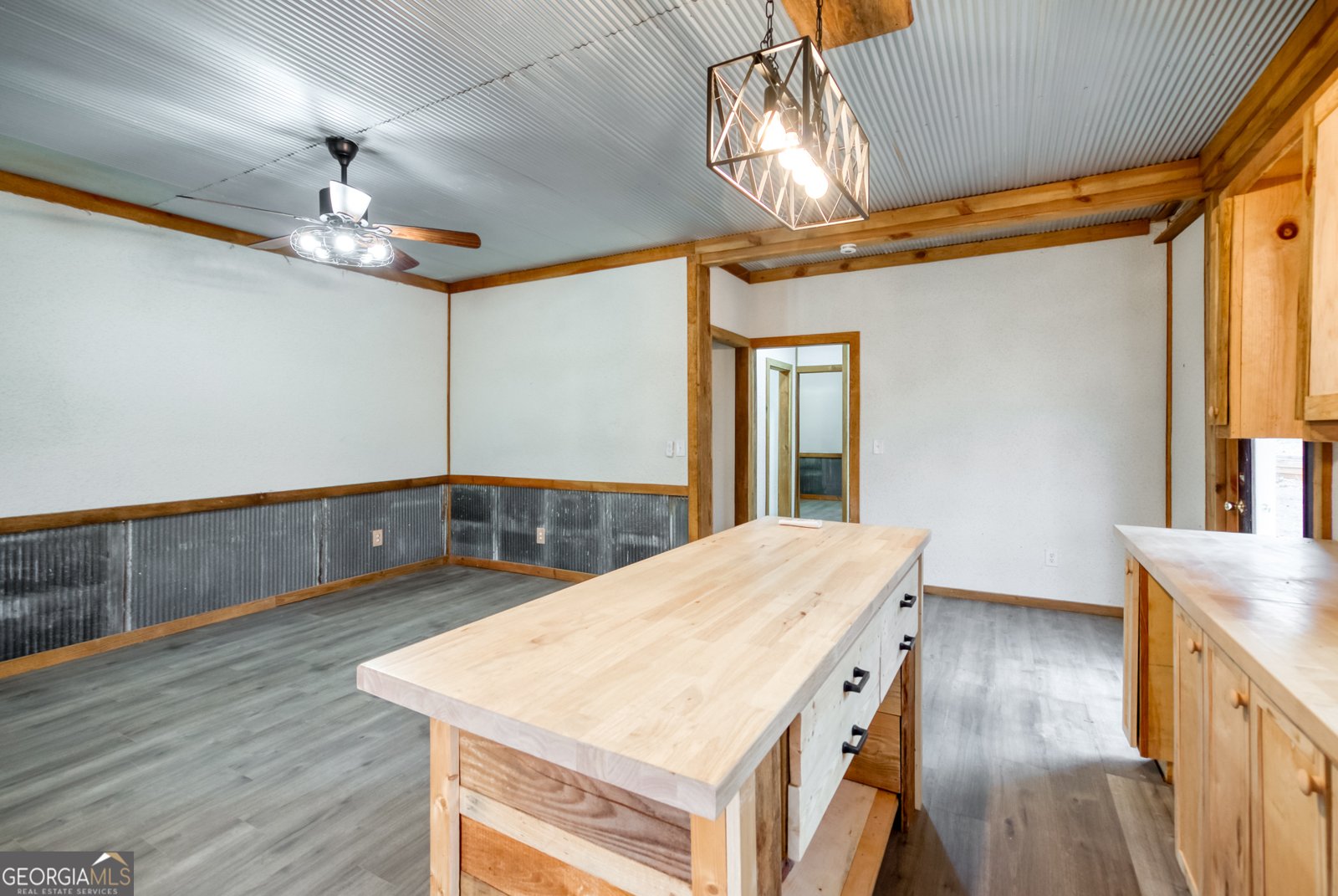 1650 Pierce Dairy Road Madison - 67