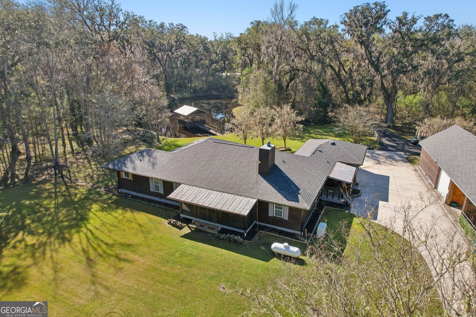 325 White Oak Place Woodbine - 52