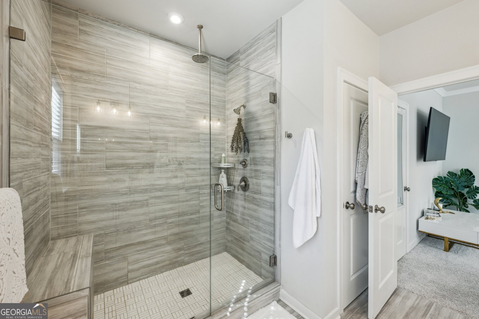 1322 Stanley Park Drive Decatur - 41