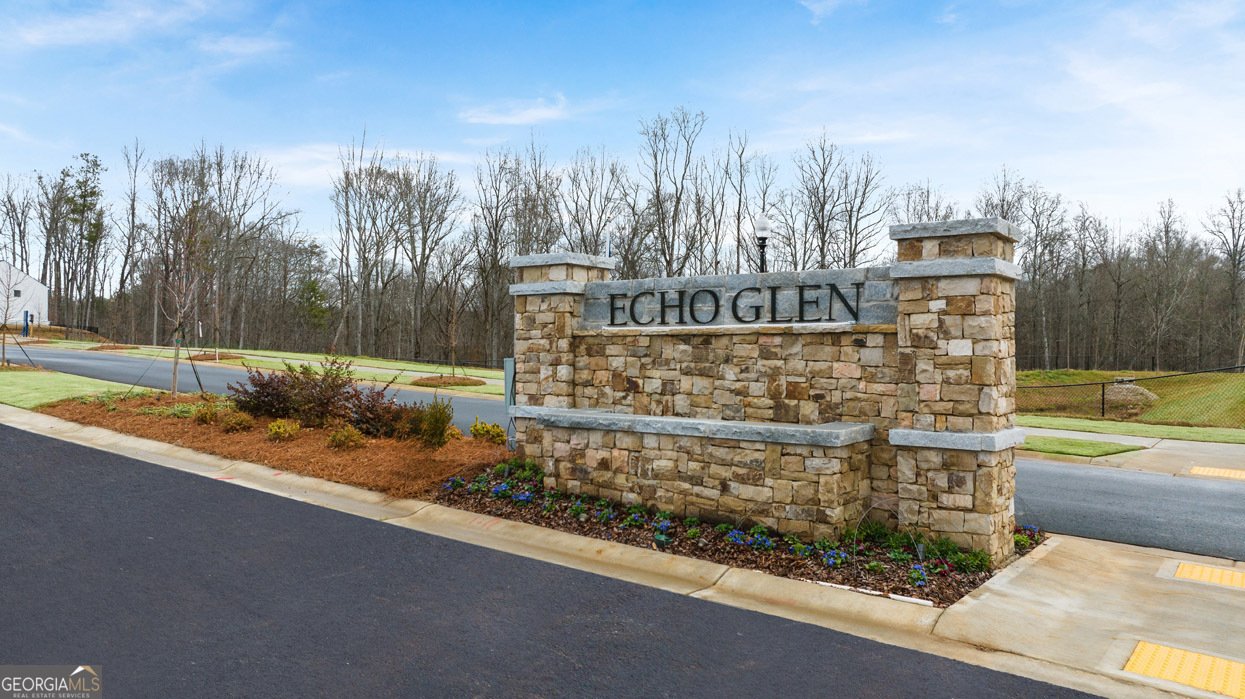 460 Reflection Drive Stockbridge - 14