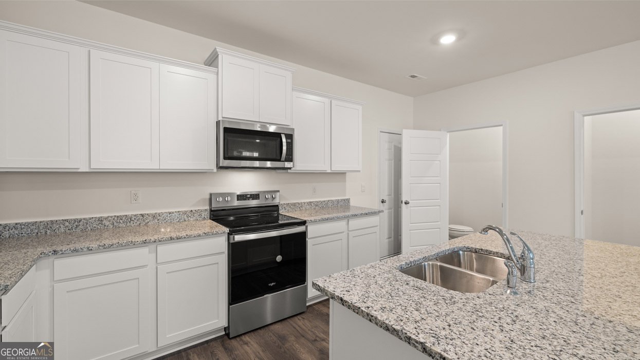 440 Reflection Drive Stockbridge - 11