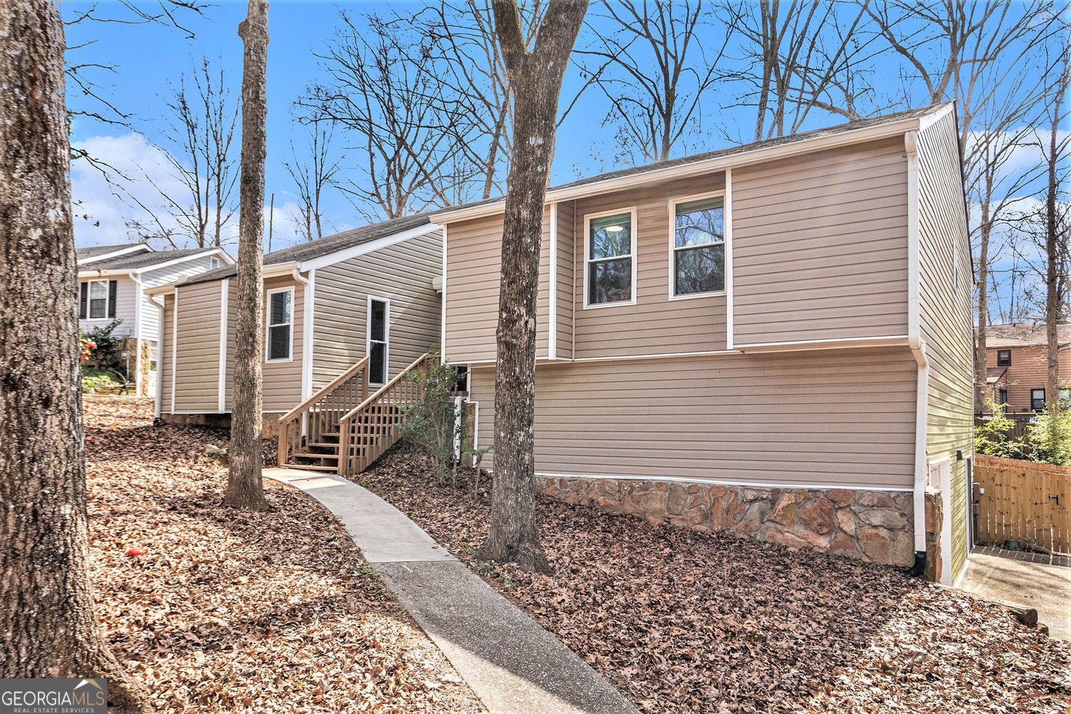6739 Valley Court Douglasville - 27
