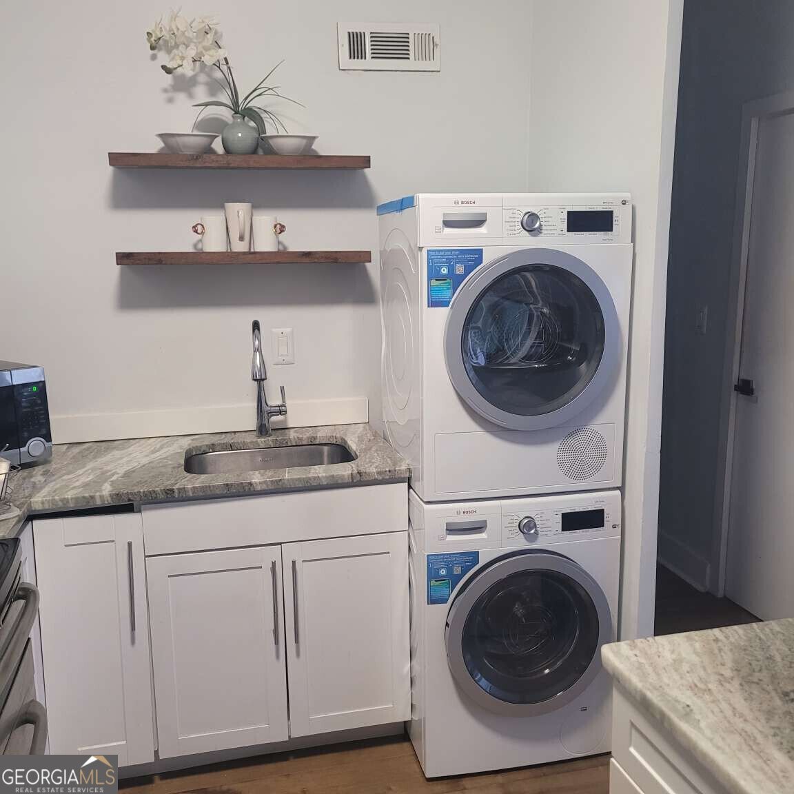 3060 Pharr Court North Atlanta - 9