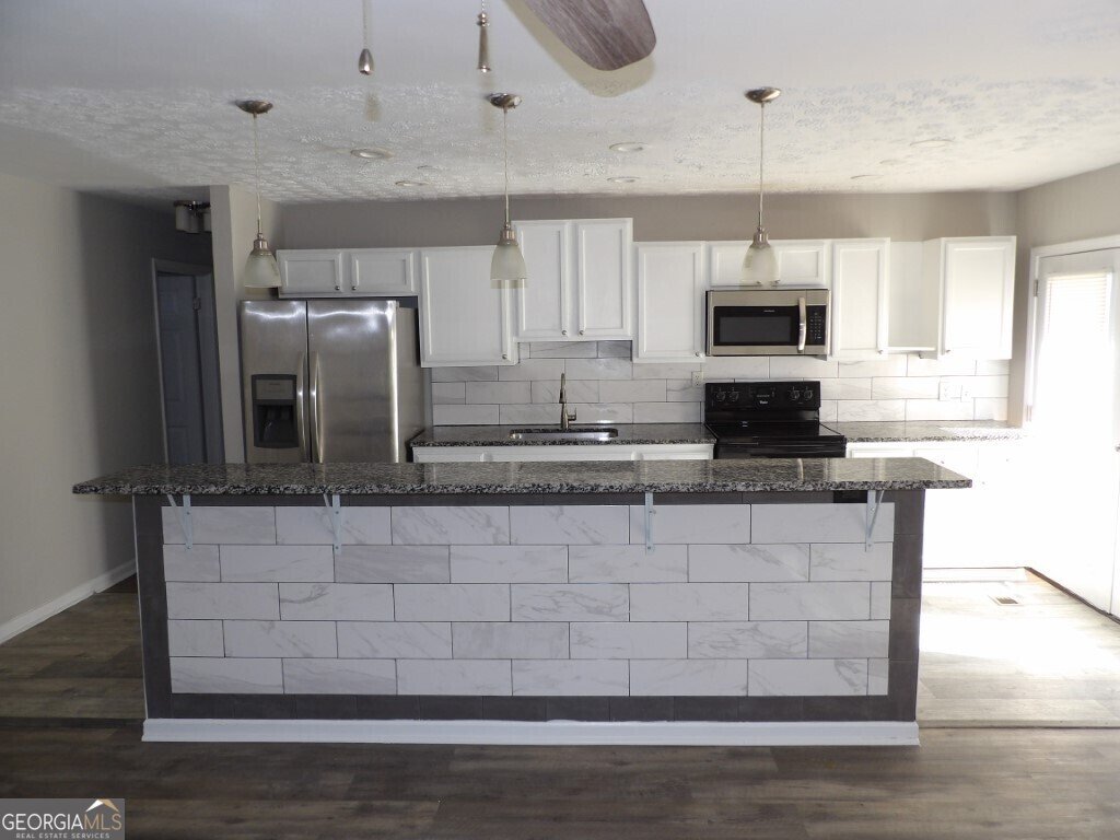 123 OLDENBURG Drive Riverdale - 4