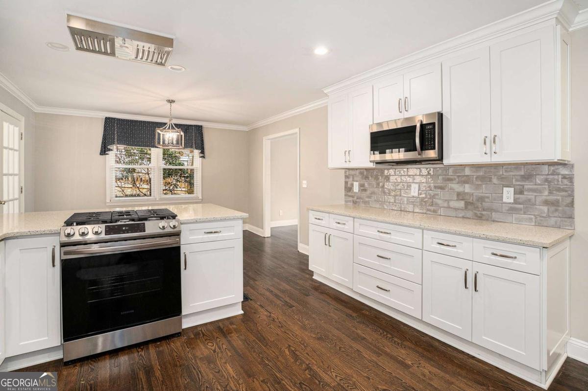5498 STONEYBROOK Court Mableton - 8