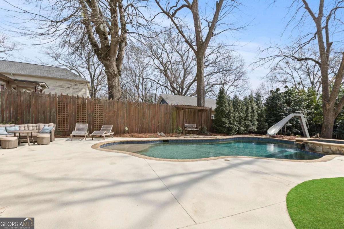 1518 Cambridge Avenue Atlanta - 45
