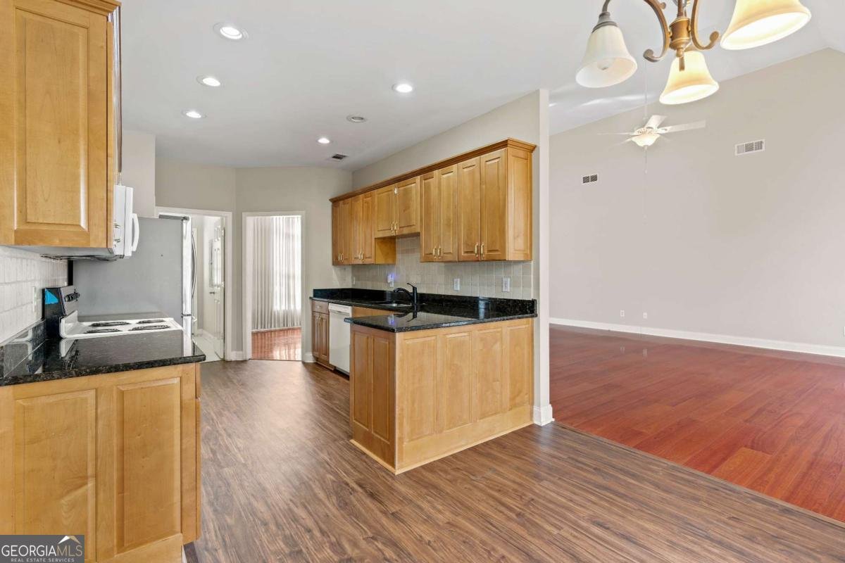 4838 Netherlands Place Flowery Branch - 20