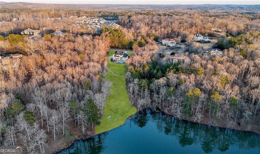4233 SANDSTONE SHORES Drive Stonecrest - 3