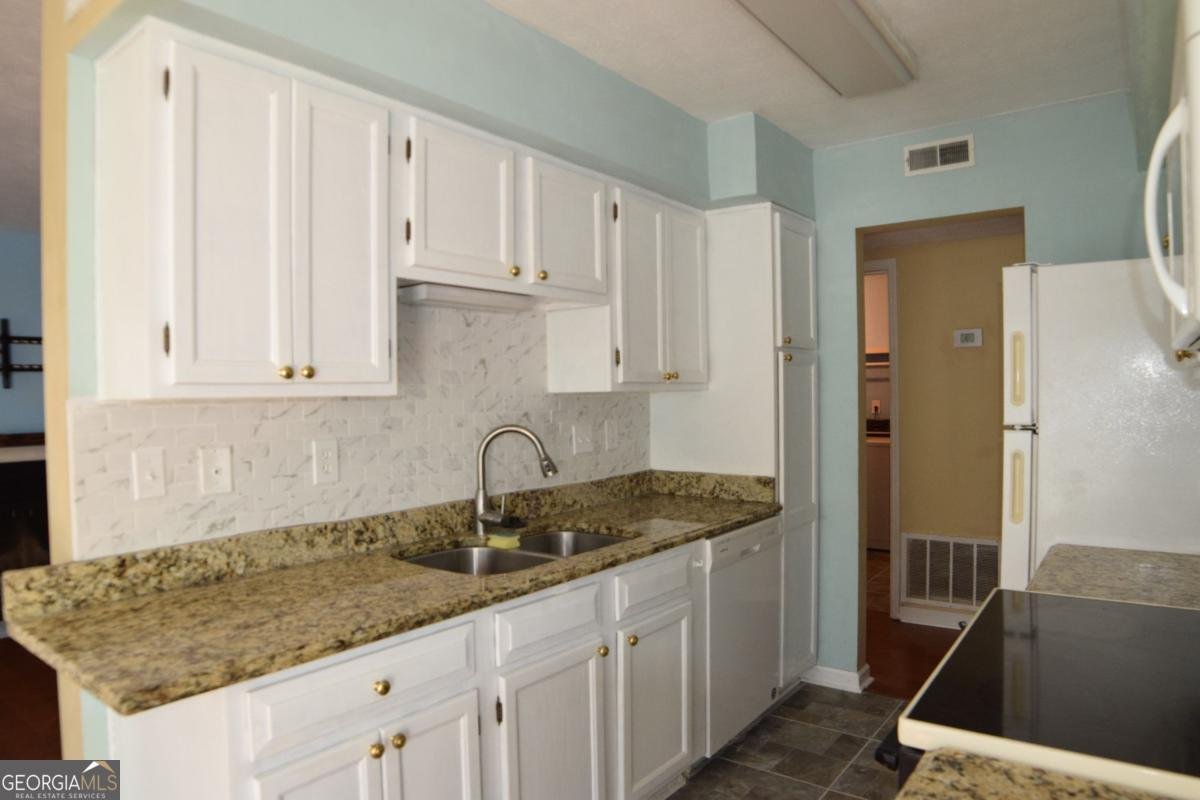 706 Glenleaf Drive Peachtree Corners - 16