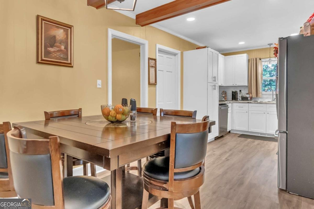418 Partridge Drive Albany - 11