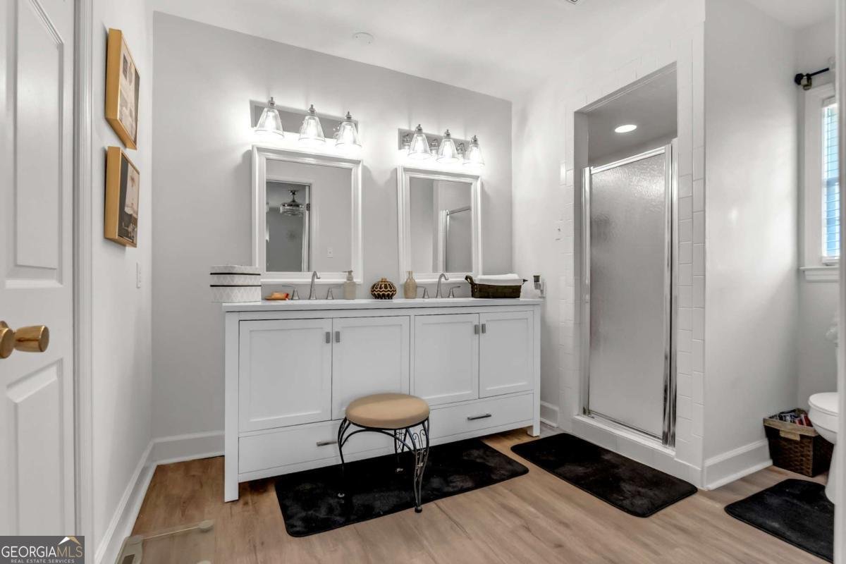418 Partridge Drive Albany - 16