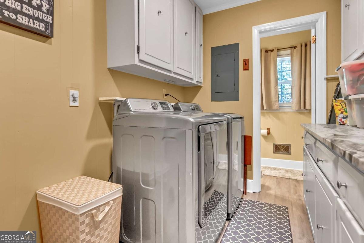 418 Partridge Drive Albany - 23