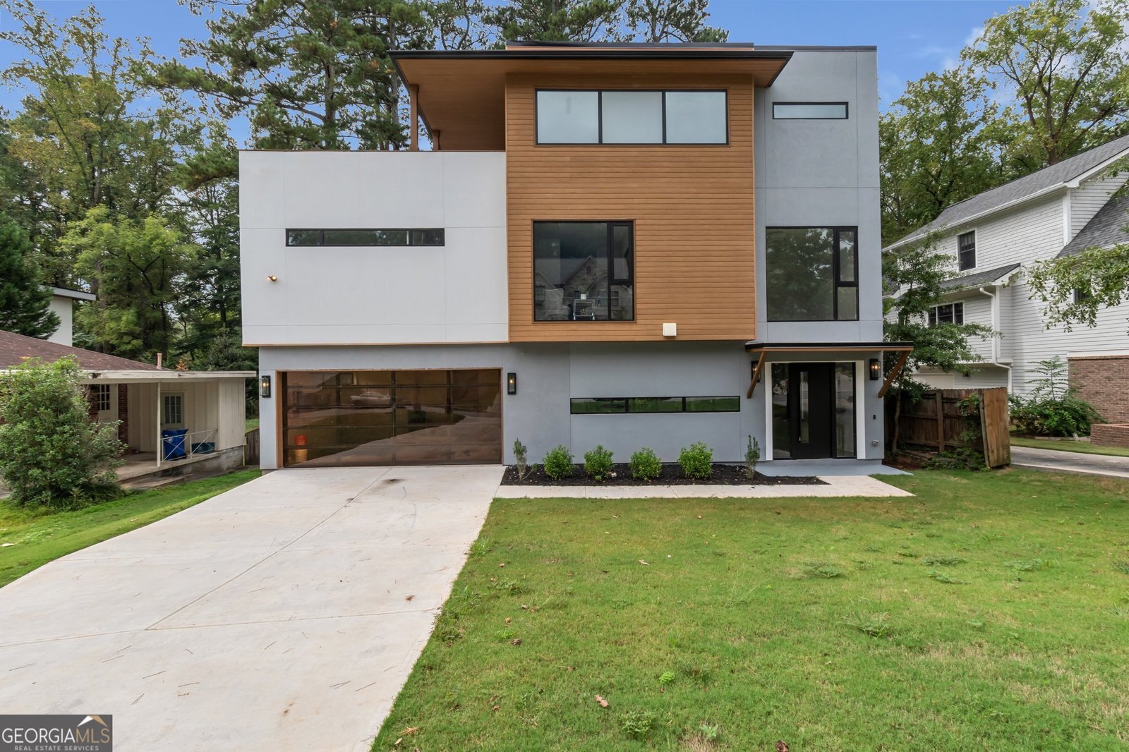 1653 Wayland Circle Brookhaven - 2