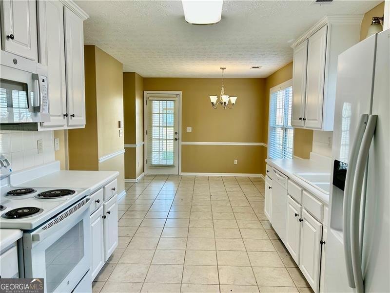 2703 Regal Circle Conyers - 10
