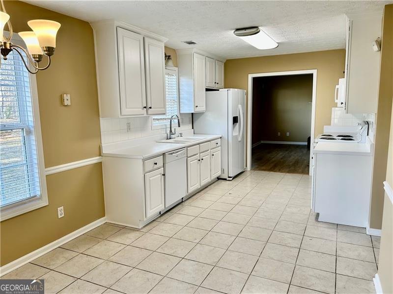 2703 Regal Circle Conyers - 14