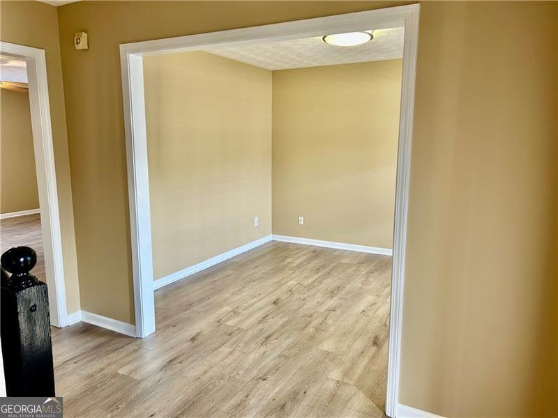 2703 Regal Circle Conyers - 30