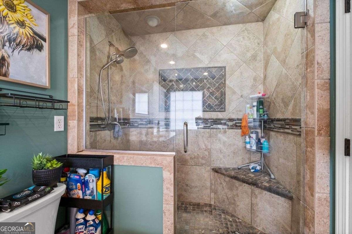 22 VALLEY CREEK Drive Cartersville - 19