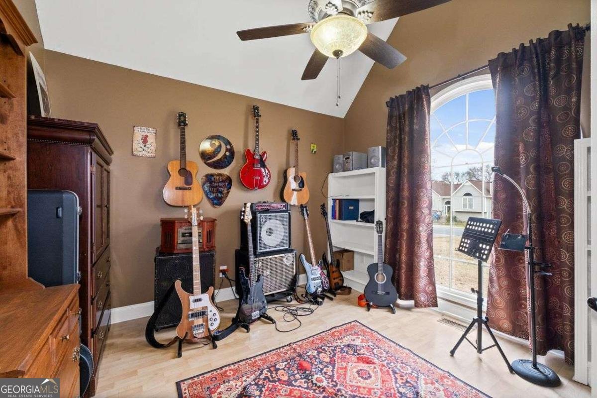 22 VALLEY CREEK Drive Cartersville - 24