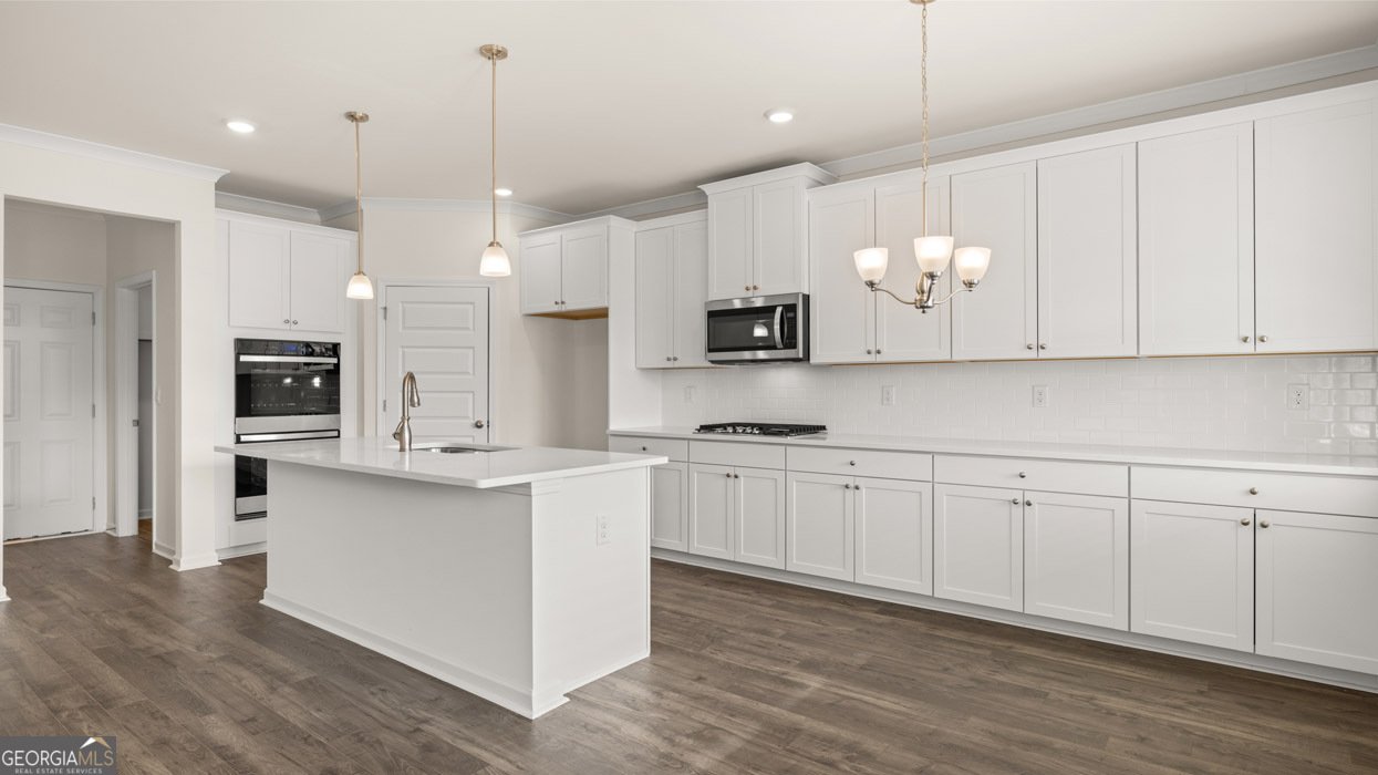 1712 Goodwin Drive Hampton - 11