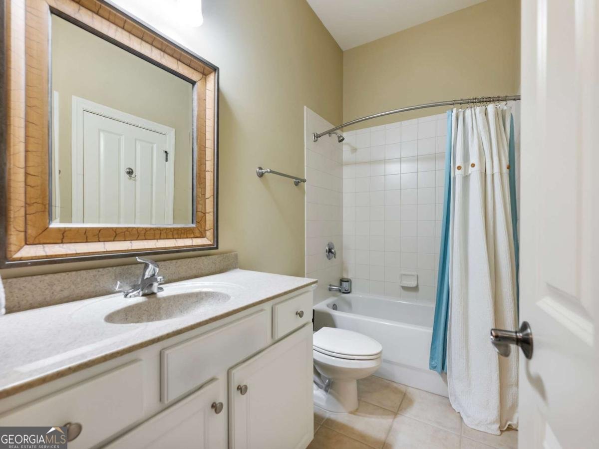 6947 FELLOWSHIP Lane Flowery Branch - 40