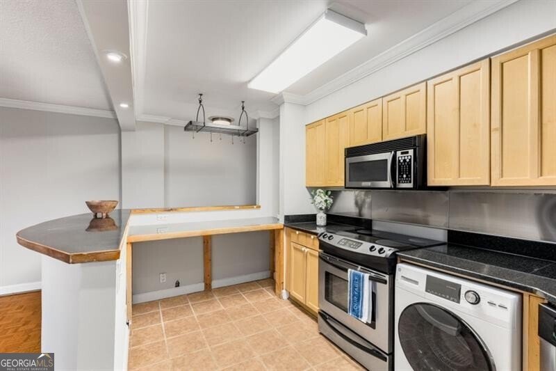 300 Peachtree Street Atlanta - 10