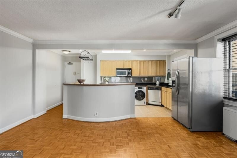 300 Peachtree Street Atlanta - 9