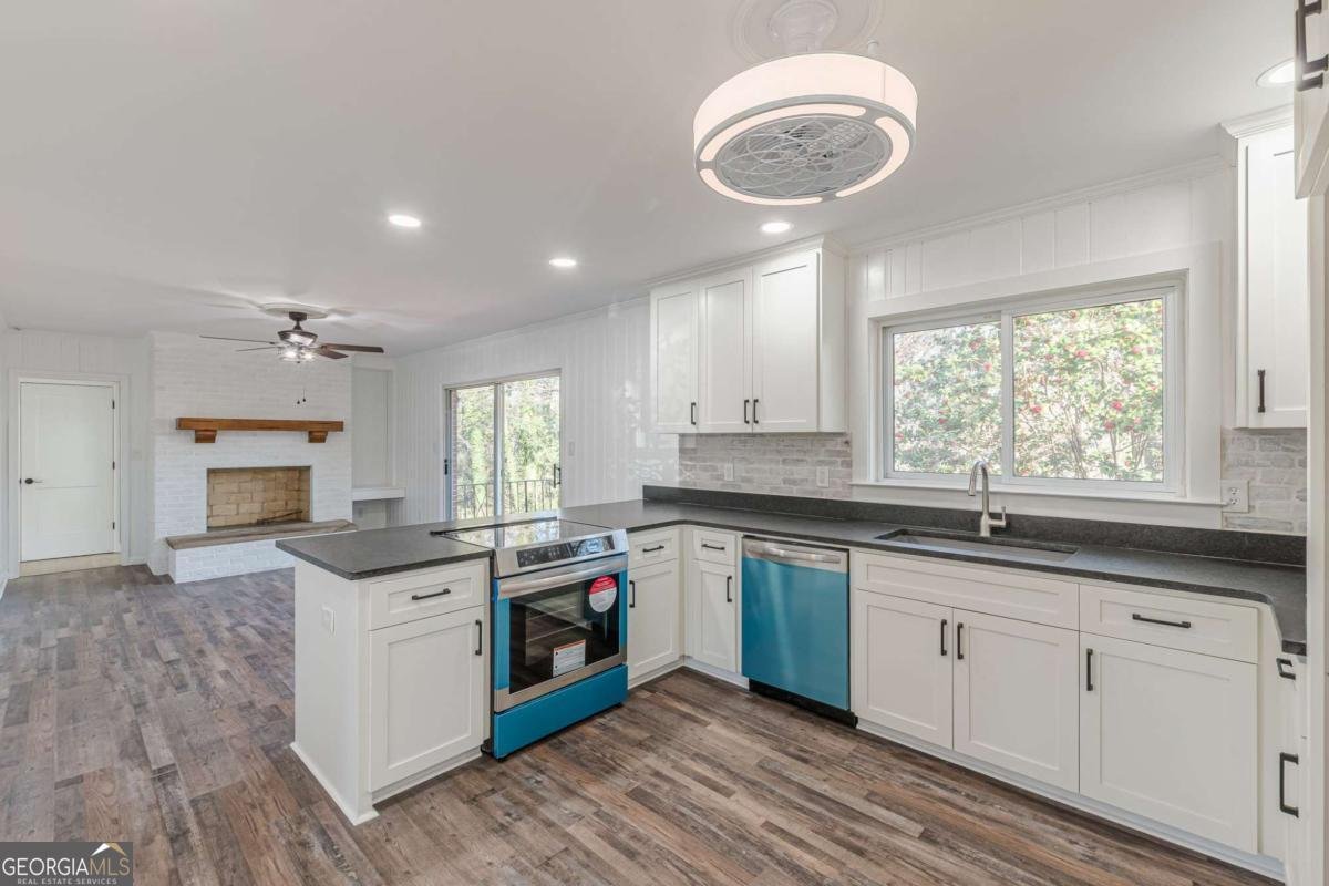 407 North Avenue Hapeville - 20