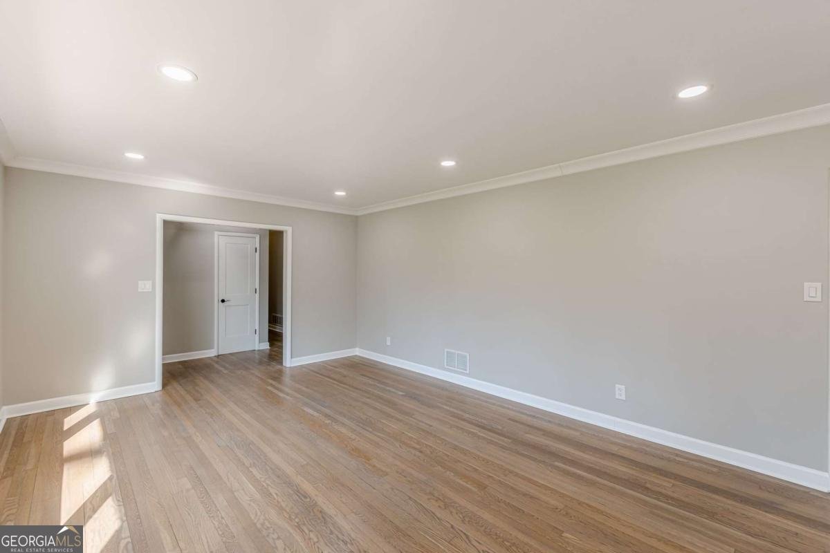 407 North Avenue Hapeville - 23