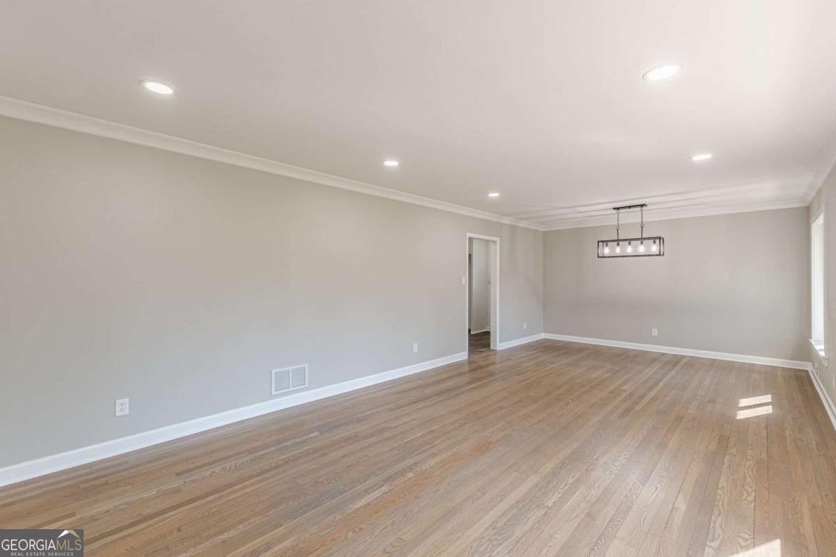 407 North Avenue Hapeville - 24