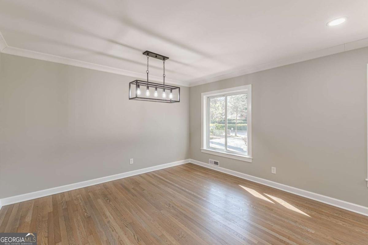 407 North Avenue Hapeville - 26