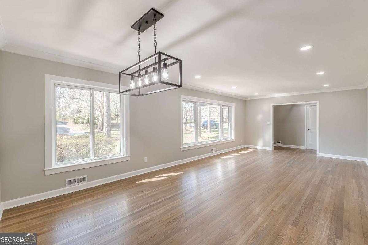 407 North Avenue Hapeville - 27