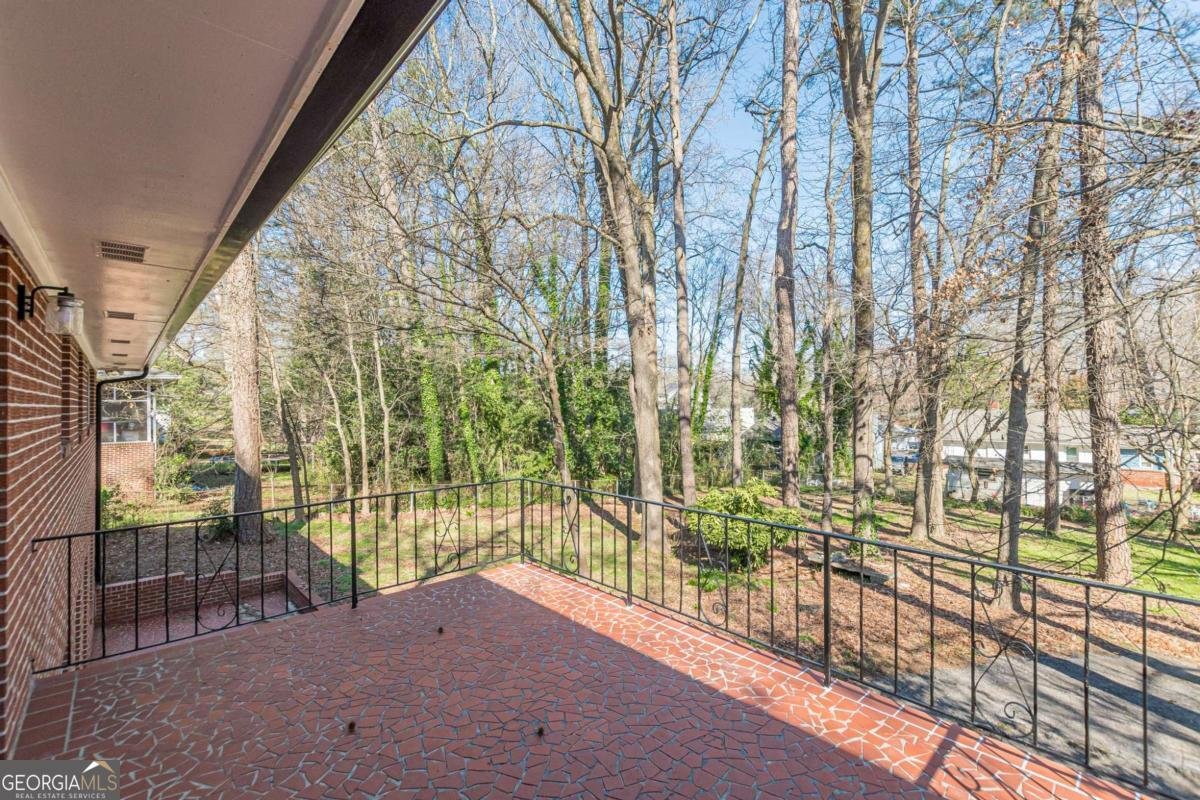 407 North Avenue Hapeville - 58