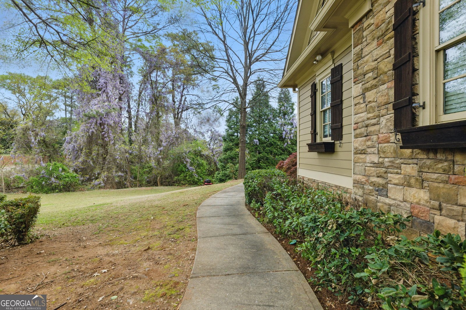 627 Warsaw Road Roswell - 52